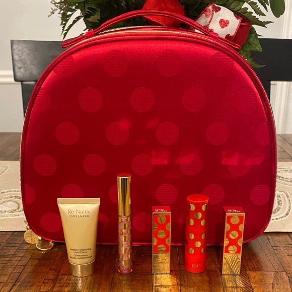 Estee Lauder Red Polka Dot Cosmetic Set NWOT